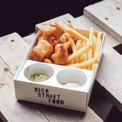 Printed white chip and dip tray holding fried chicken, fries and two sauce pots