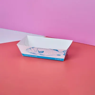 Small printed food tray with a fine line illustration on the interior